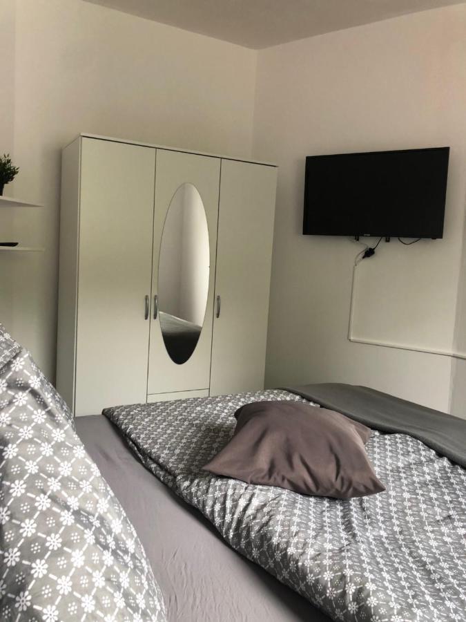 Sieben-Berge-Ferienwohnungen Alfeld  Bagian luar foto